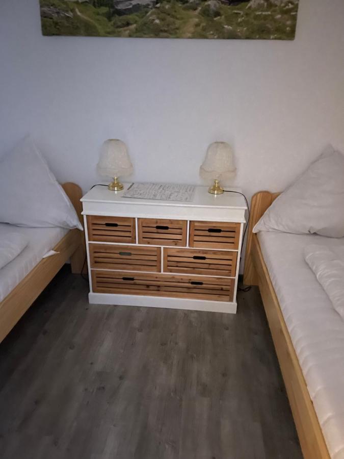 Wohnunghahnenkleeld Goslar Extérieur photo